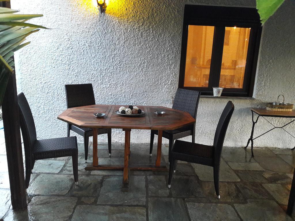 Kesi Holiday Home Потістіка Екстер'єр фото